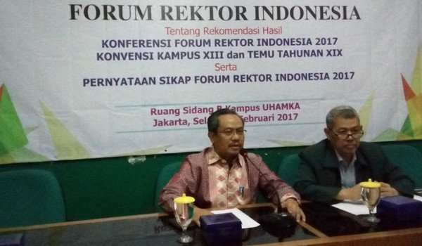 Forum Rektor Indonesia SOLUSIfoto
