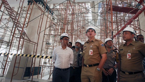 Ahok Tinjau Masjid Raya Daan Mogot