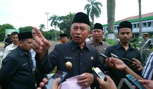 Walikota Bekasi dan Geraja 01