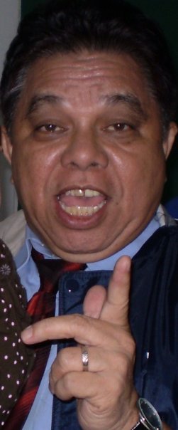Derek Manangka 04
