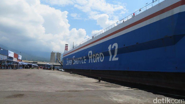 Kapal Roro Filipina ke Bitung
