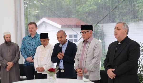 Peter Gontha Gelar Munggahan