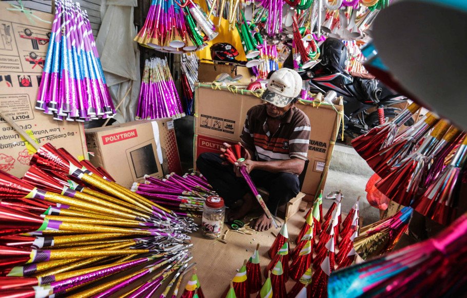 Terompet Tahun Baru 01