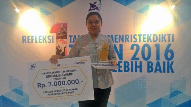 Wartawan Pembaruan Raih Penghargaan Iptek SOLUSIfoto