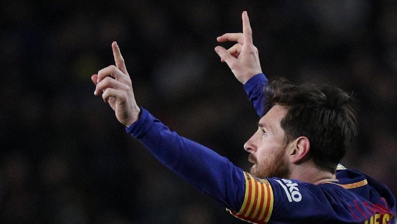 Lionel Messi Selebrasi 06