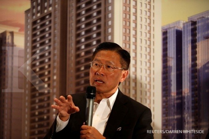 James Riady, Chief Executive Officer of Lippo Group, speaks to members of the media at the announcement for the Meikarta project at a news conference in Jakarta, Indonesia