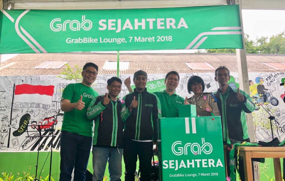 GrabBike Lounge 01