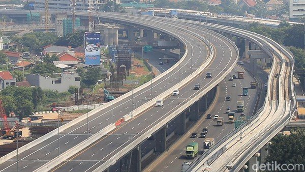 tol-japek-layang-kembali-dibuka-bertahap-7_169