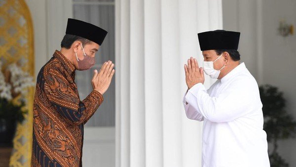 jokowi-dan-prabowo-beri-salam_169