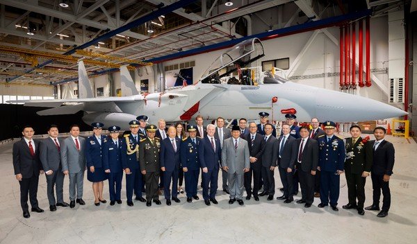 pesawat-tempur-boeing-f-15ex-1